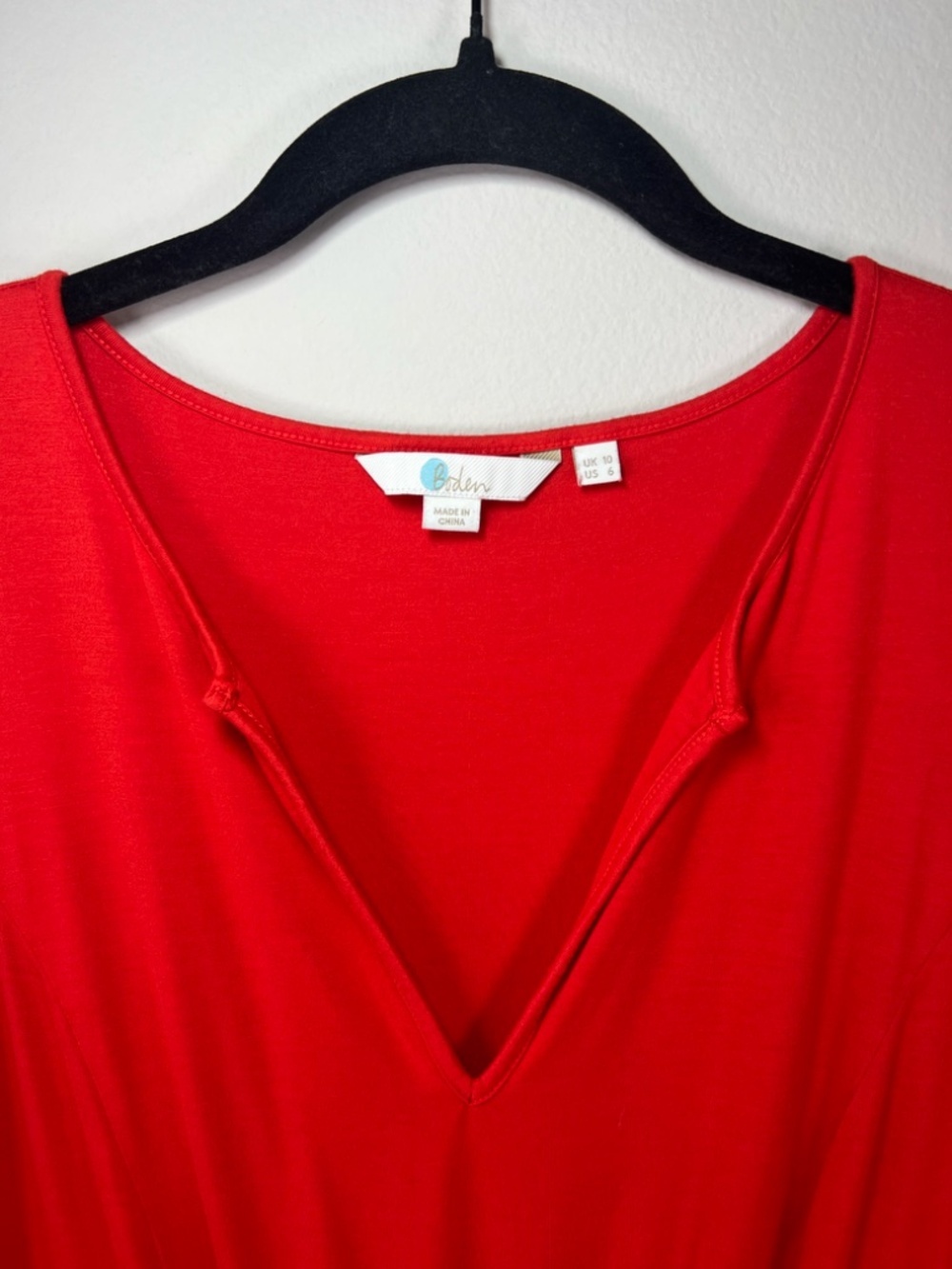 Boden Jordan Jersey Midi Dress Orange Red Split Neck Tiered Stretchy Flirty Sz 6 - Picture 4 of 16